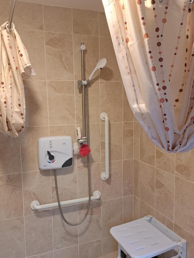 King Size Bed, Private Parking, Centrally Located Kilkenny Buitenkant foto
